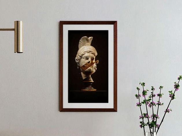 21.5" Tokenframe™ NFT Display (Mahogany)