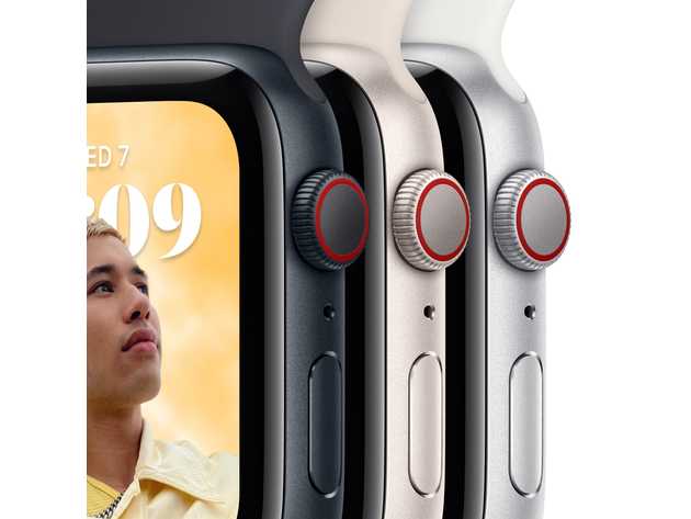 Apple Watch Series SE 2nd Gen (2022) Aluminum With Silicone Band - 44mm/Starlight (Refurbished Grade A: GPS + Cellular)