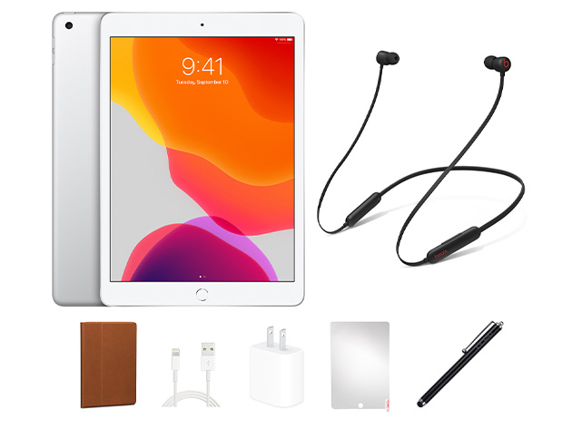 Apple iPad 7th Gen (2019) 32GB Silver (Wi-Fi Only) Bundle with Beats Flex Headphones (Refurbished)