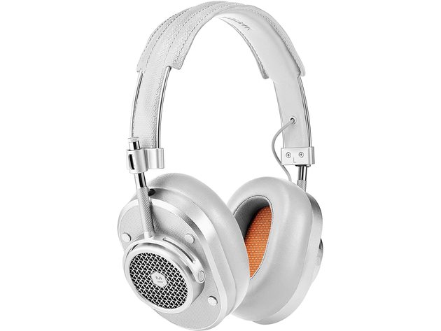 Master & Dynamic MH40 Wireless Over Ear Headphones created in partnership with Studio 35 and Kevin Durant (Silver Metal/Gray Coated Canvas) - Certified Refurbished Brown Box