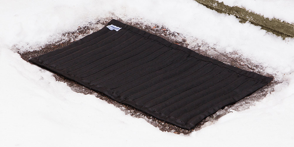 Saltnets Snow & Ice Melting Mat, on sale for $39.99 (20% off)