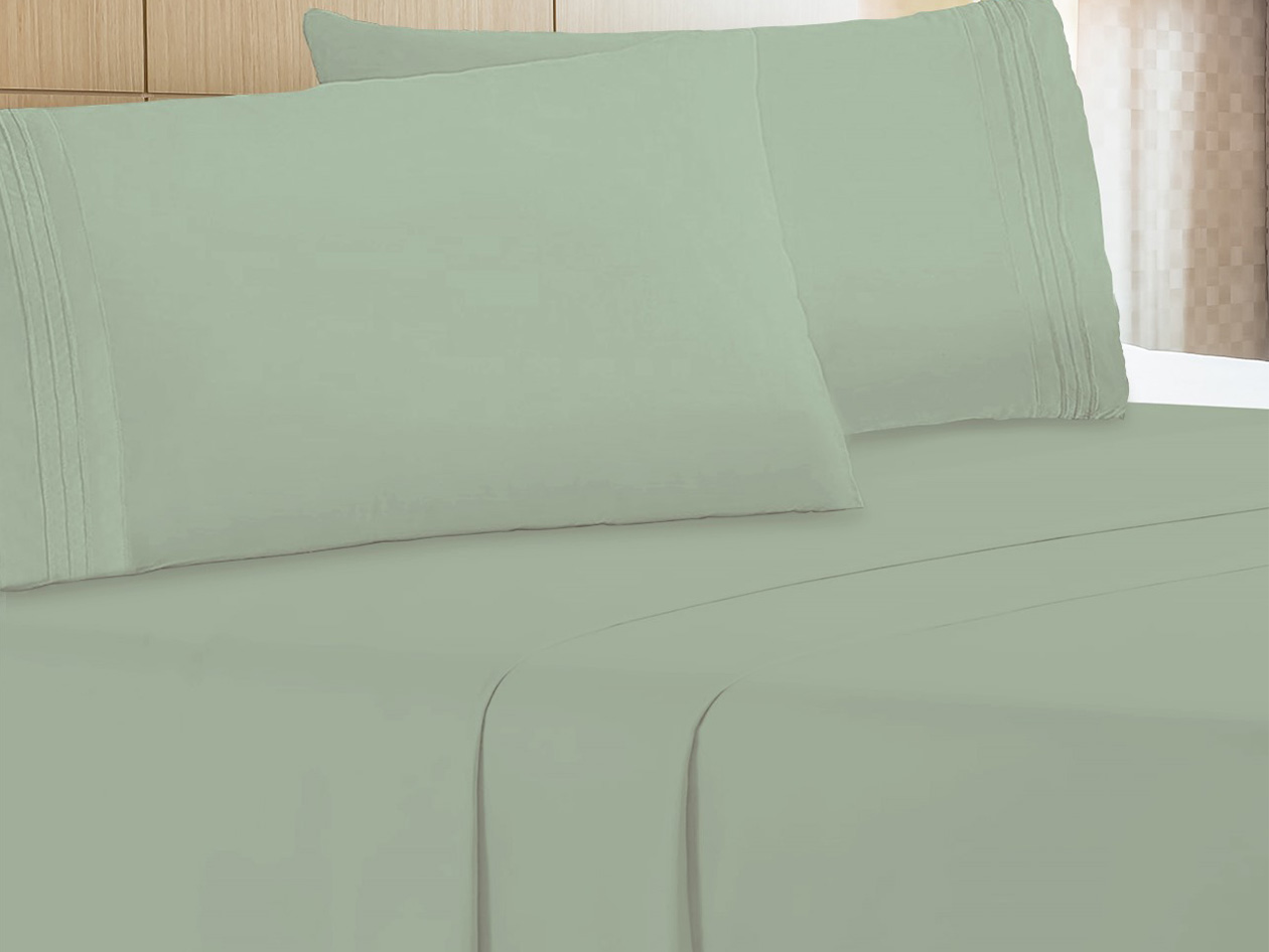 The Luxe 4-Piece Microfiber Bed Sheet Set (Sage/Full)