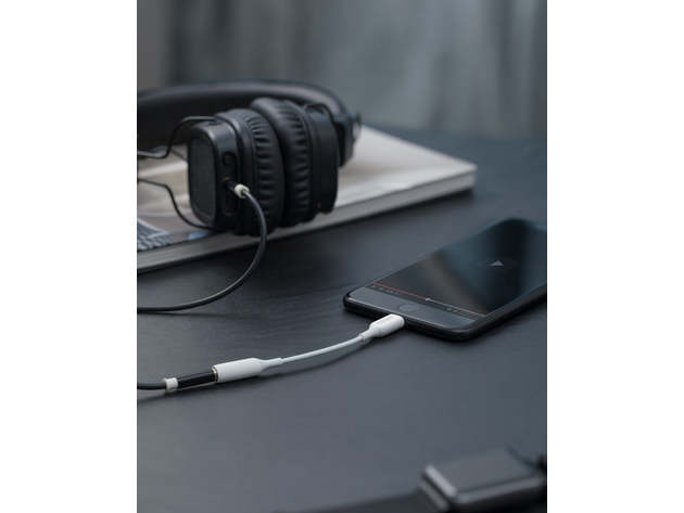 Anker 3.5mm Audio Adapter with Lightning Connector