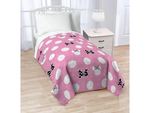 Disney Minnie Mouse Xoxo Plush Throw 40" x 50" Pink