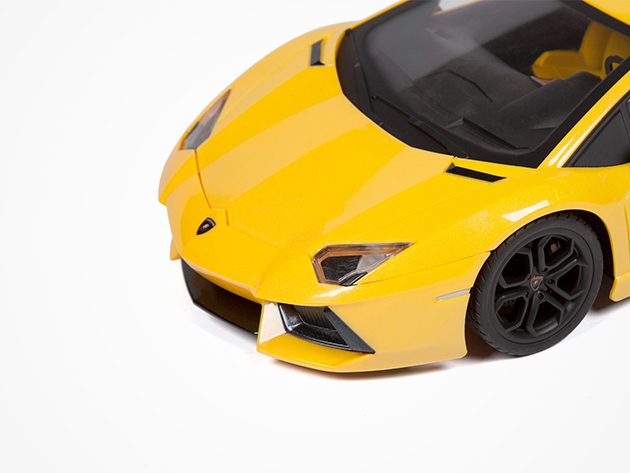 Lamborghini Aventador Electric RC Car (Yellow)