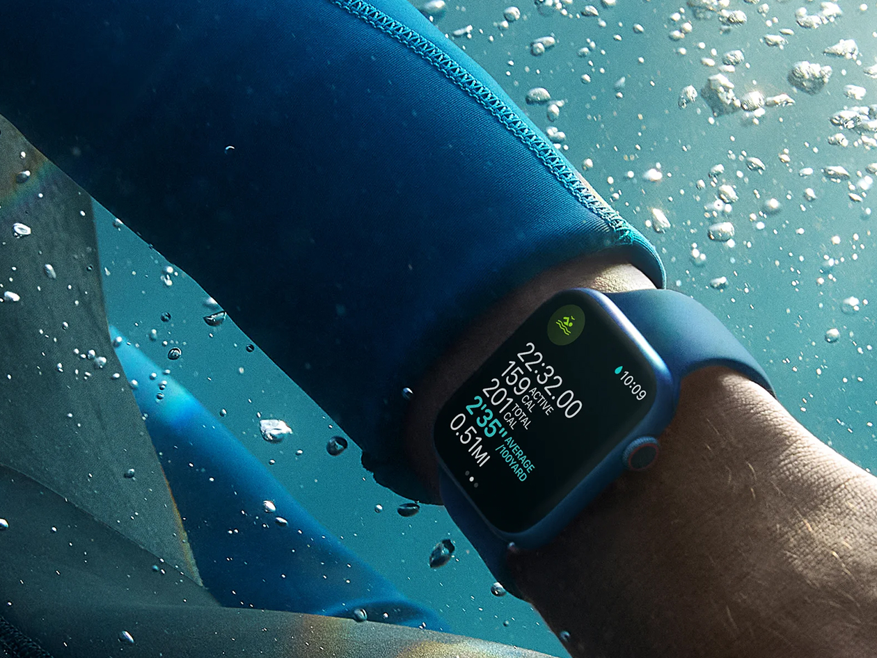 Apple Watch Series 7 (2021) Aluminum GPS + Cellular 45mm Blue (Refurbished)