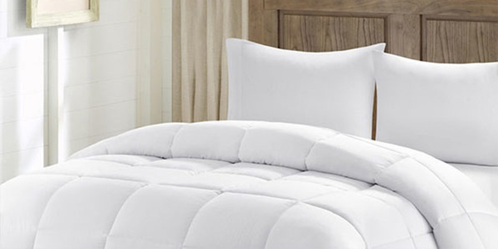 Bibb Home Down Alternative Microfiber Comforter (King)