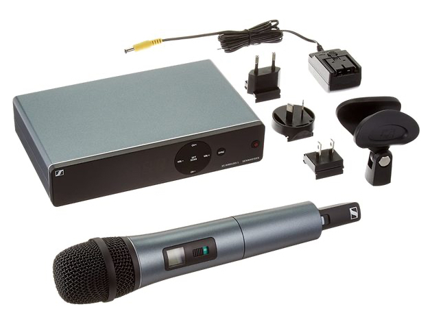 Sennheiser XSW 1-835-A Evolution Vocal Wireless Microphone, A Range 548-572 MHz (Used, Damaged Retail Box)