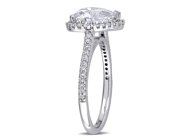 3.00 Carat (ctw) Lab-Created Moissanite Heart Engagement Ring in 14k White Gold with 1/4 carat (ctw) Diamonds (G-H, I1;I2) 