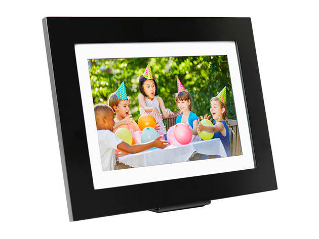 Brookstone FSM010BLB 10 inch PhotoShare Smart Frame