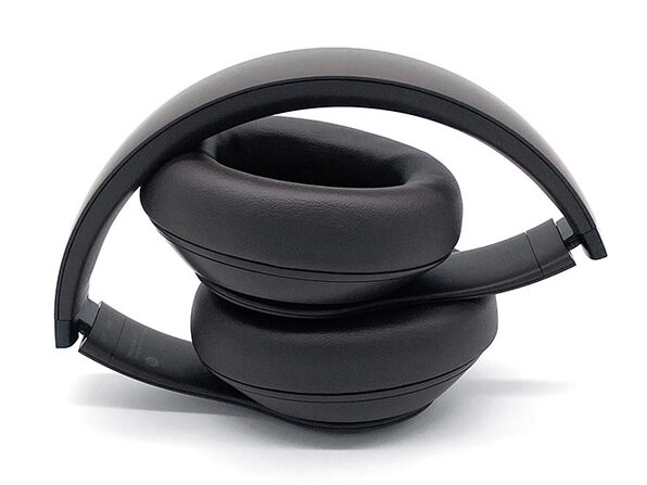Beats Studio Pro Wireless Noise Cancelling Headphones (Open Box