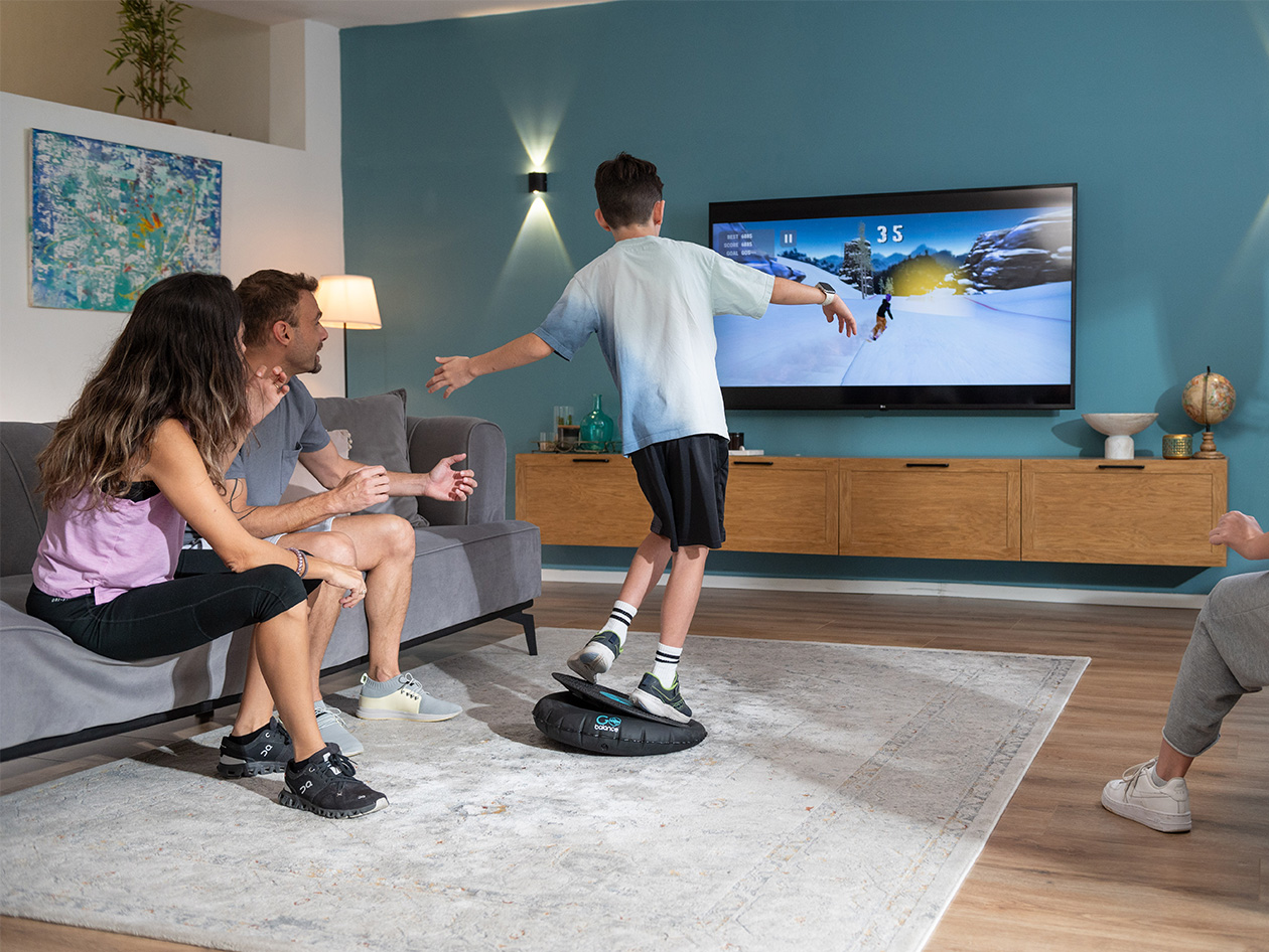 GoBalance Play App-Enabled Balance Board & Water Bottle Bundle