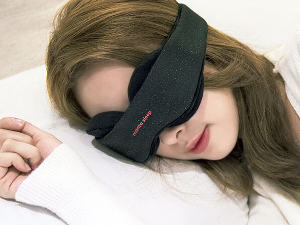 manta sleep mask girl