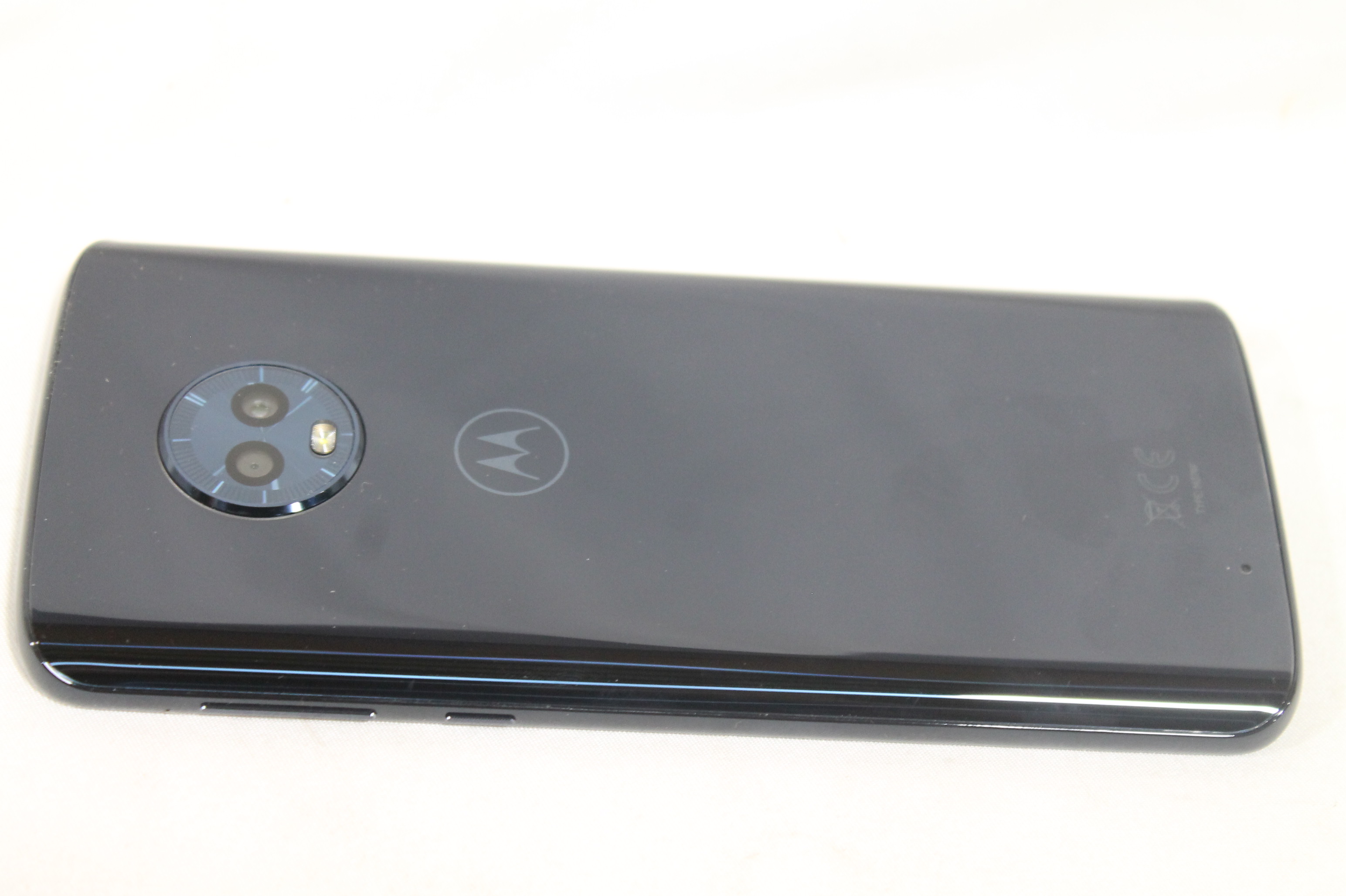 Motorola Moto G6 32GB 5.7" 4G LTE GSM Only International Unlocked Smartphone (Used, No Retail Box)
