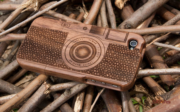 Wooden SigniCASE iPhone 4/4S Case