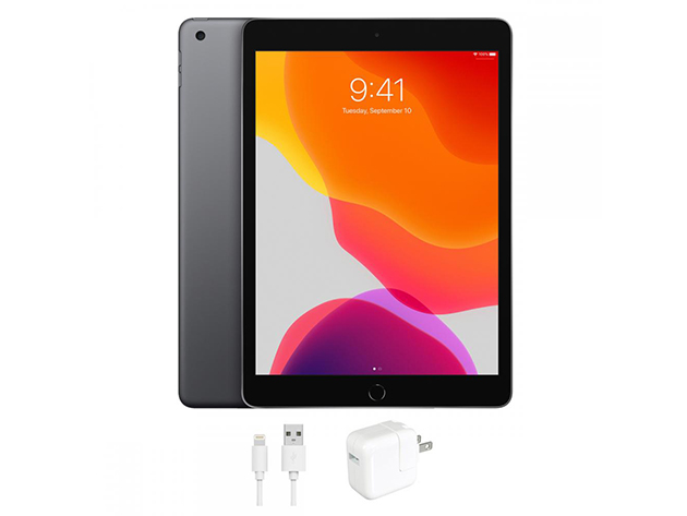 Apple iPad 7th Gen (2019) 128GB Space Gray (Wi-Fi Only) Bundle with Beats Flex Headphones (Refurbished)