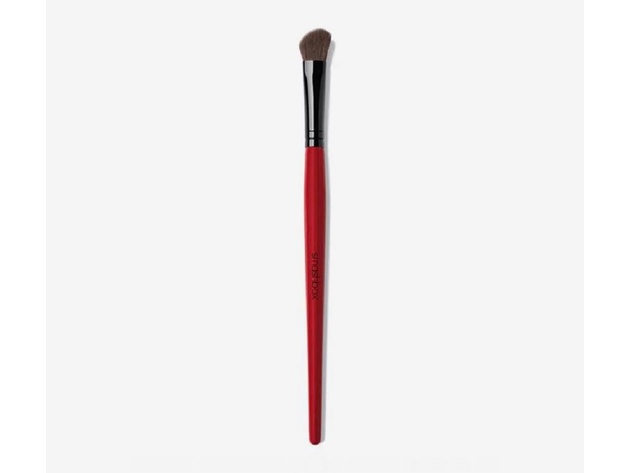 Smashbox Angled Shadow Brush with High-Tech Synthetic Fibers Retain