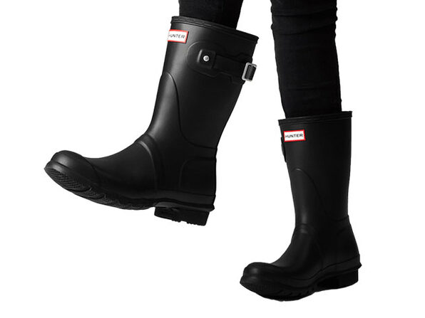 hunter boots black matte size 9