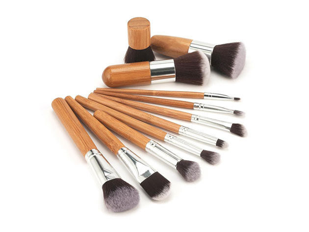 Lucky Beauty Bamboo Makeup Brushes: 10-Piece Set