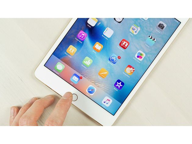Apple iPad Mini 4 (2015) 128GB WiFi Gold (Refurbished) & Accessories Bundle