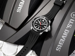 Stührling Maritimer Quartz 43mm Diver Watch