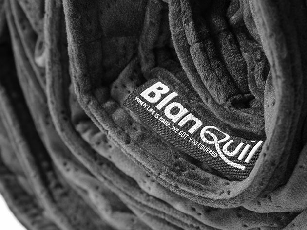 BlanQuil™ Quilted Weighted Blanket with Removable Cover (Navy/15Lb)