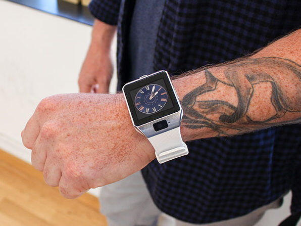 joyus bluetooth smart watch