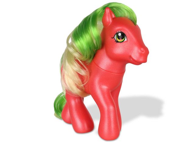 My Little Pony Applejack Mini Figure Features Gorgeous Tail Recommended For Ages 3 and Up (New Open Box)