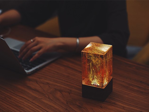 Block Resin Lamp (Fire)