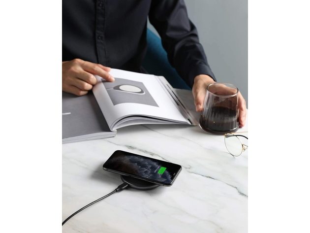 Anker PowerWave Alloy Pad