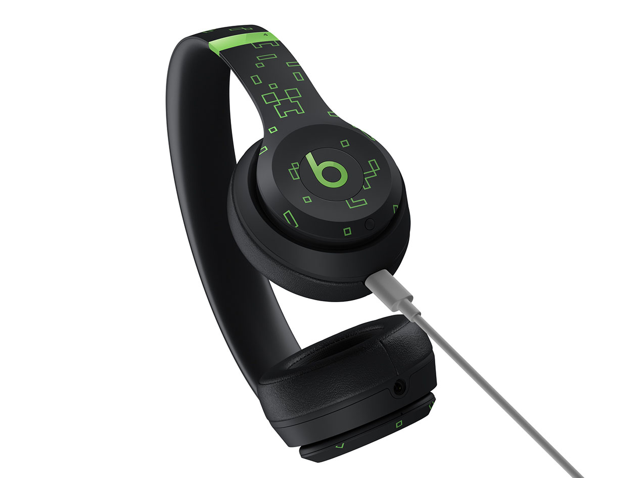Beats Solo 4 On-Ear Headphones - Minecraft Edition (Open Box)
