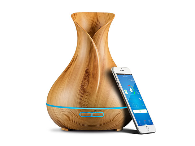 Smart Alexa-Compatible Ultrasonic Aromatherapy Diffuser in Wood Grain
