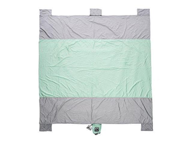 Sand Escape Compact Outdoor Beach Blankets / Picnic Blanket - 7 X 9 (Refurbished, Open Retail Box)