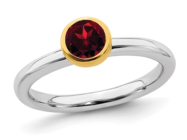3/5 Carat (ctw) Solitaire Garnet Ring in Sterling Silver with Yellow Accent - 9