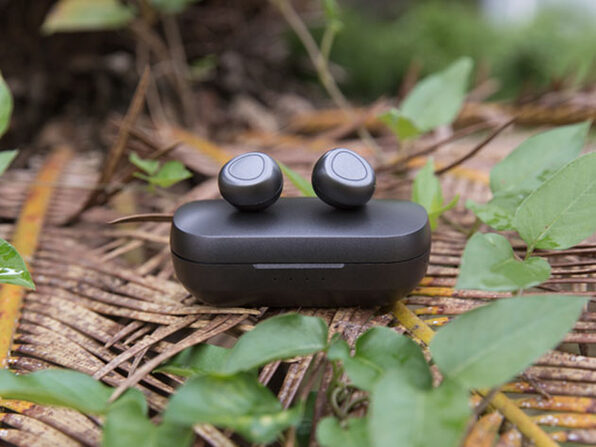 iworld carbon true wireless earbuds