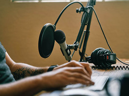 The 2022 Professional Podcast Masterclass Bundle